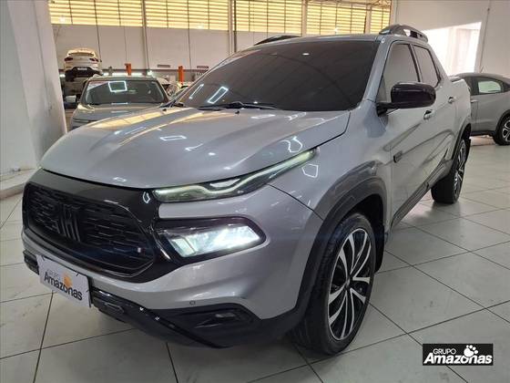 FIAT TORO 2.0 16V TURBO DIESEL RANCH 4WD AT9 FIAT TORO 2.0 16V TURBO DIESEL RANCH 4WD AT9